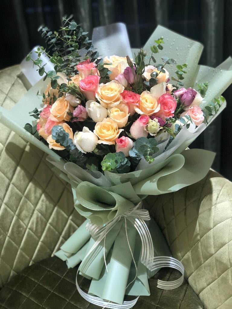 Roses Signature – Bloom Bunch